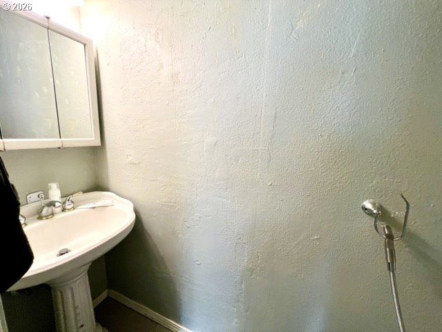 4240 Sw 197TH Ave, Beaverton, OR 97078