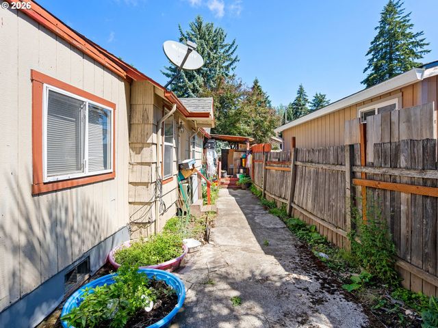 4240 Sw 197TH Ave, Beaverton, OR 97078