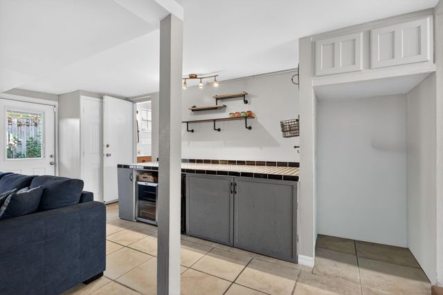 3261 NW 6th Avenue, Fort Lauderdale, FL 33309