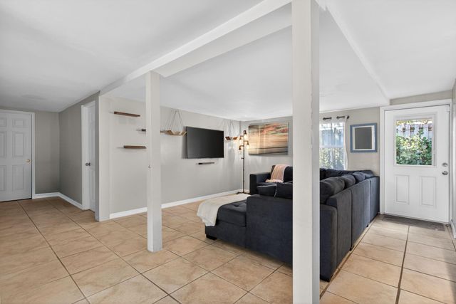 3261 NW 6th Avenue, Fort Lauderdale, FL 33309