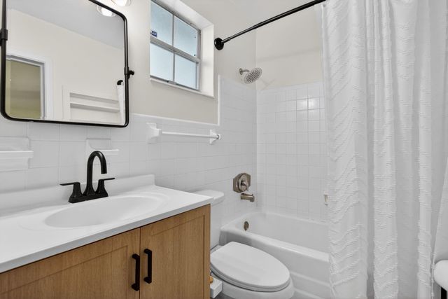 3261 NW 6th Avenue, Fort Lauderdale, FL 33309