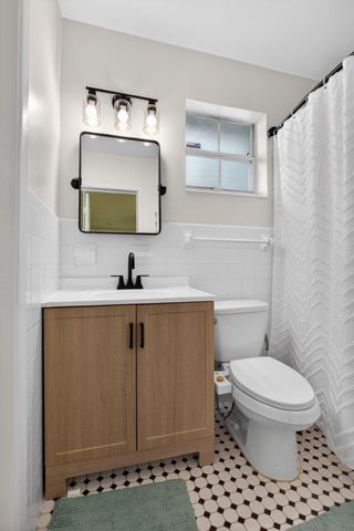 3261 NW 6th Avenue, Fort Lauderdale, FL 33309