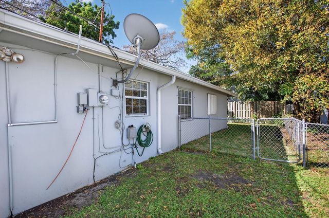 3261 NW 6th Avenue, Fort Lauderdale, FL 33309