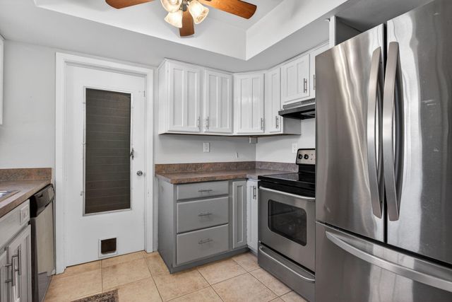 3261 NW 6th Avenue, Fort Lauderdale, FL 33309