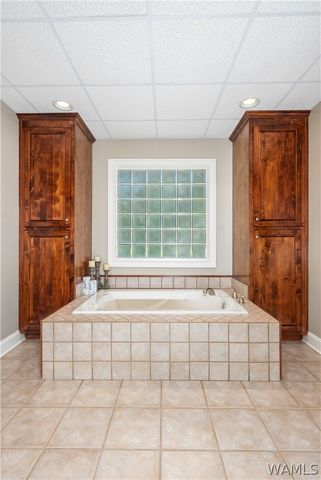 8246 Enterprise NE, Tuscaloosa, AL 35406