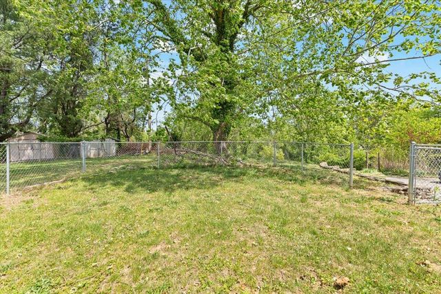 2738 Thorndale ST, Roanoke, VA 24015
