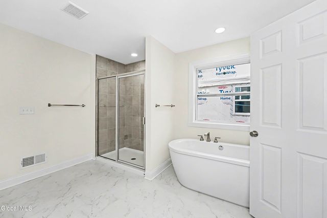 26 Tamarack Street, Ballston, NY 12019