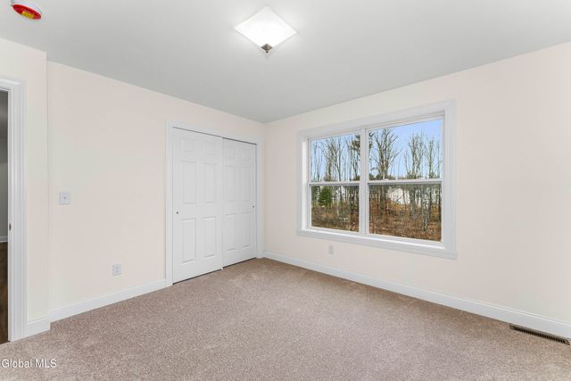 26 Tamarack Street, Ballston, NY 12019