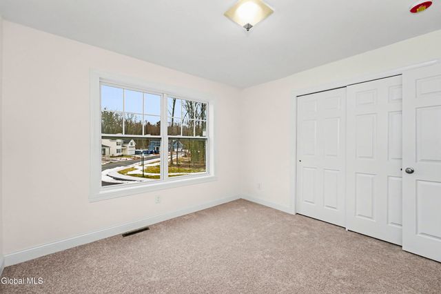 26 Tamarack Street, Ballston, NY 12019