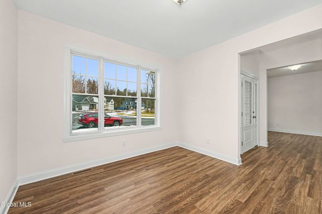 26 Tamarack Street, Ballston, NY 12019