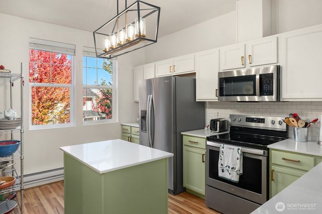 3737 S Holly Park Drive #2, Seattle, WA 98118