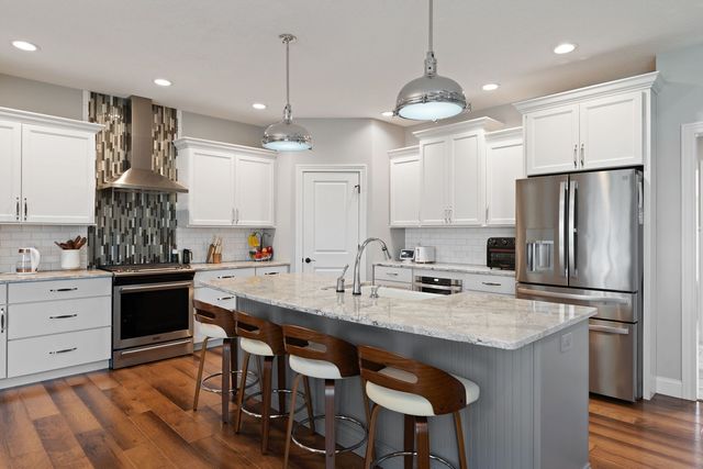 6351 Wildberry Drive, Bettendorf, IA 52722