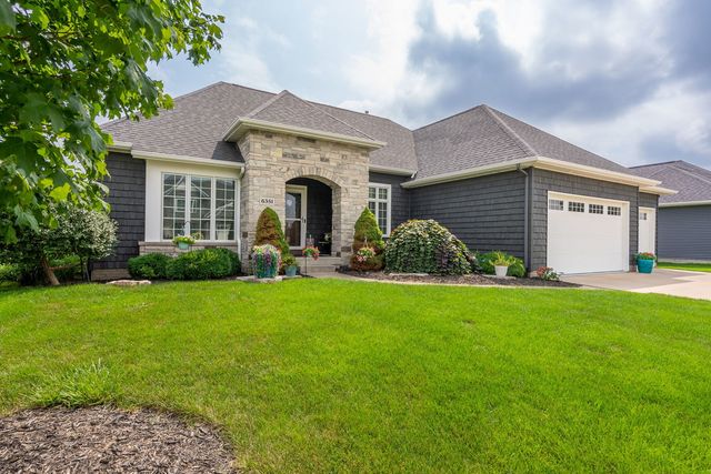 6351 Wildberry Drive, Bettendorf, IA 52722