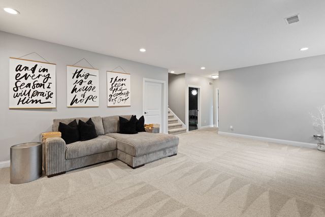 6351 Wildberry Drive, Bettendorf, IA 52722