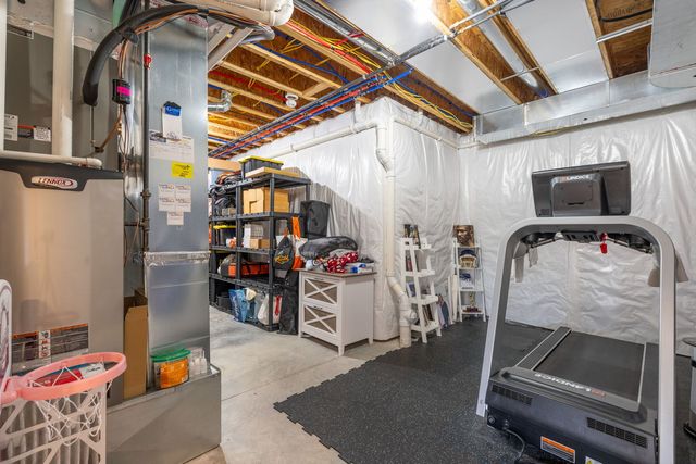 6351 Wildberry Drive, Bettendorf, IA 52722