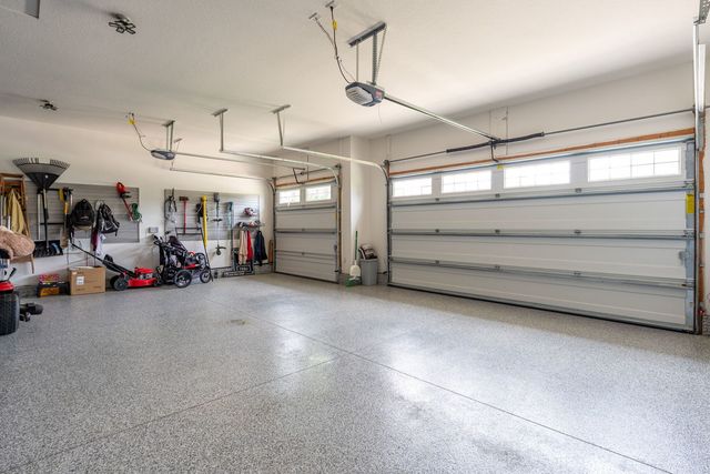 6351 Wildberry Drive, Bettendorf, IA 52722