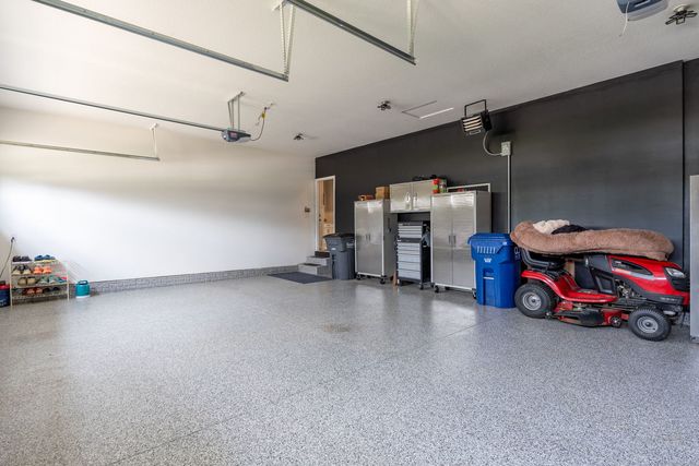 6351 Wildberry Drive, Bettendorf, IA 52722