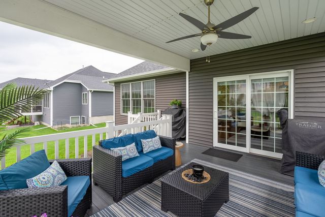 6351 Wildberry Drive, Bettendorf, IA 52722