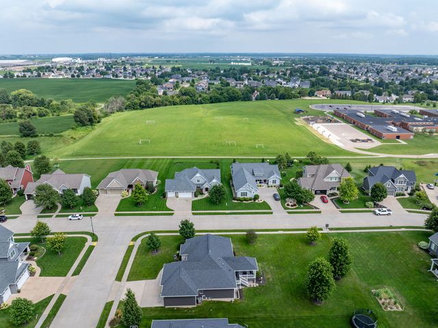 6351 Wildberry Drive, Bettendorf, IA 52722