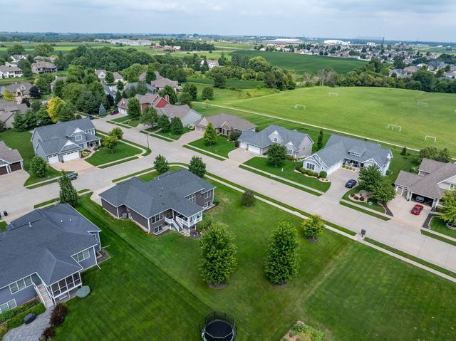 6351 Wildberry Drive, Bettendorf, IA 52722