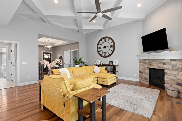 6351 Wildberry Drive, Bettendorf, IA 52722