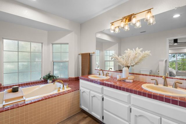 1397 Lakehills, El Dorado Hills, CA 95762