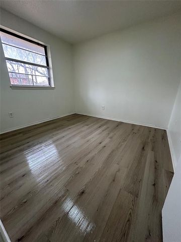 5113 S Briarwood Drive, Oklahoma City, OK 73135