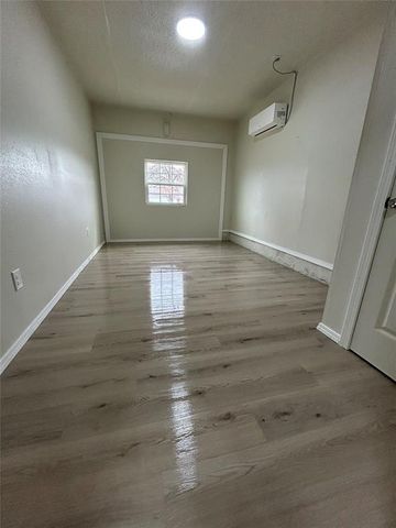 5113 S Briarwood Drive, Oklahoma City, OK 73135