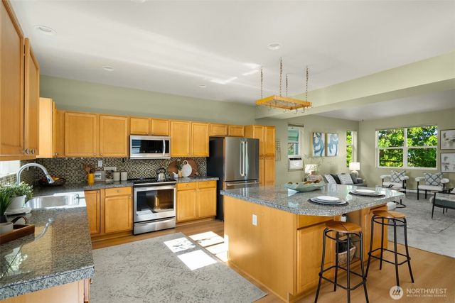 6022 29th Avenue SW, Seattle, WA 98126
