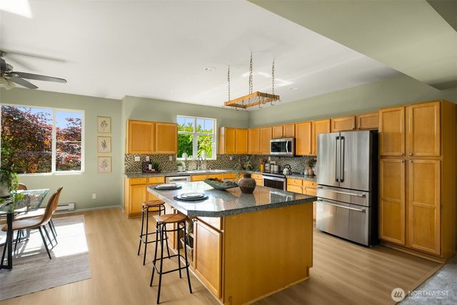 6022 29th Avenue SW, Seattle, WA 98126