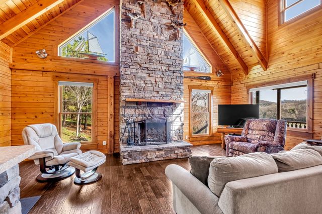 548 Martins Creek Hwy, Granville, TN 38564