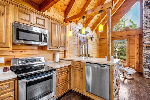 548 Martins Creek Hwy, Granville, TN 38564