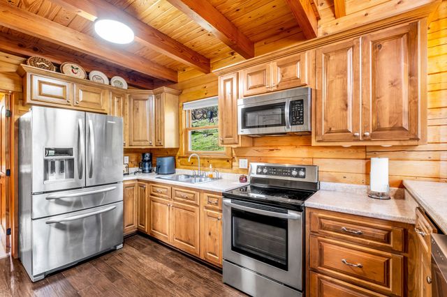 548 Martins Creek Hwy, Granville, TN 38564