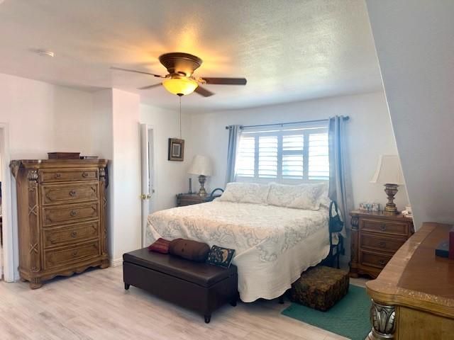 239 W 41st St, Fort Stockton, TX 79735