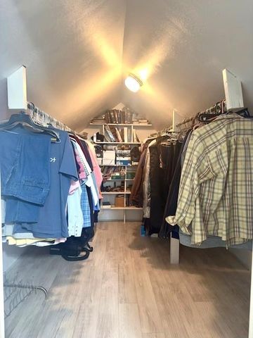 239 W 41st St, Fort Stockton, TX 79735