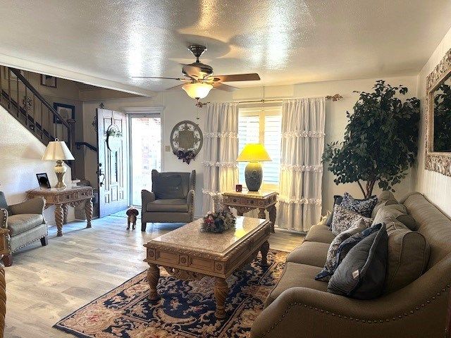 239 W 41st St, Fort Stockton, TX 79735