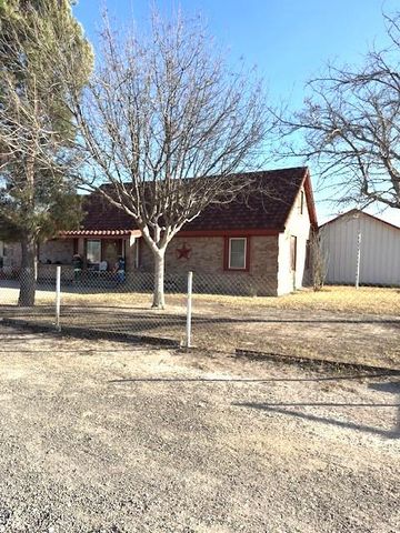 239 W 41st St, Fort Stockton, TX 79735