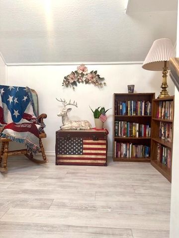 239 W 41st St, Fort Stockton, TX 79735