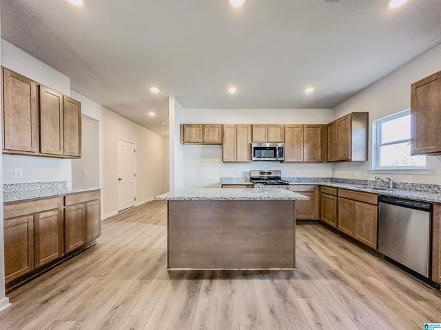 The Hampton HEADWINDS LANE, Bessemer, AL 35022