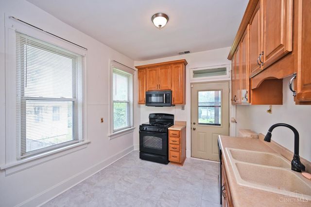 3746 Marburg Avenue, Cincinnati, OH 45209