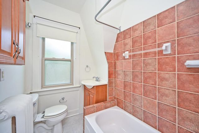 3746 Marburg Avenue, Cincinnati, OH 45209