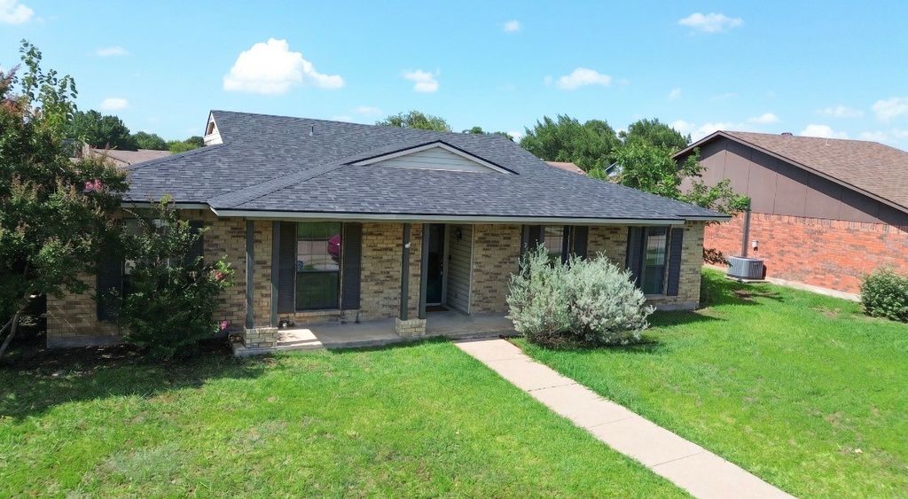 2213 Proctor Drive, Carrollton, TX 75007 — photo 4