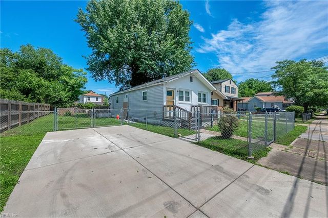 1021 32nd ST, Newport News, VA 23607