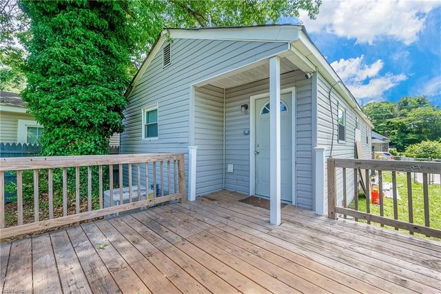 1021 32nd ST, Newport News, VA 23607