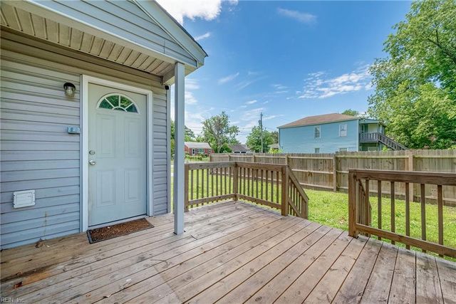1021 32nd ST, Newport News, VA 23607
