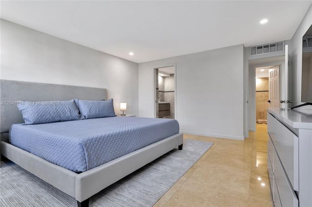 800 W Ave 635 635, Miami Beach, FL 33139