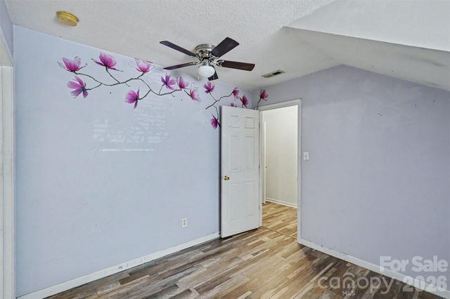 2729 Meadow Knoll Drive, Charlotte, NC 28269