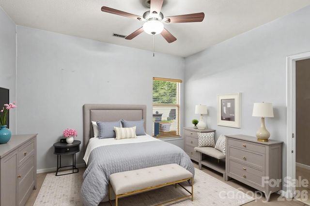 2729 Meadow Knoll Drive, Charlotte, NC 28269
