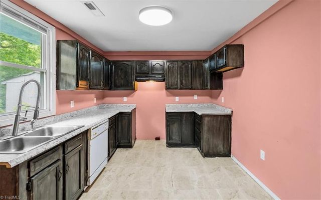 1224 Downing Street, High Point, NC 27260