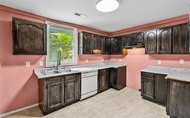 1224 Downing Street, High Point, NC 27260